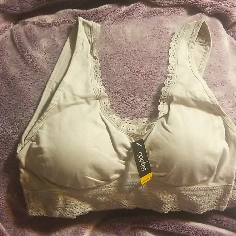 Coobie new with tags lace trim sports bra, light grey, size Large